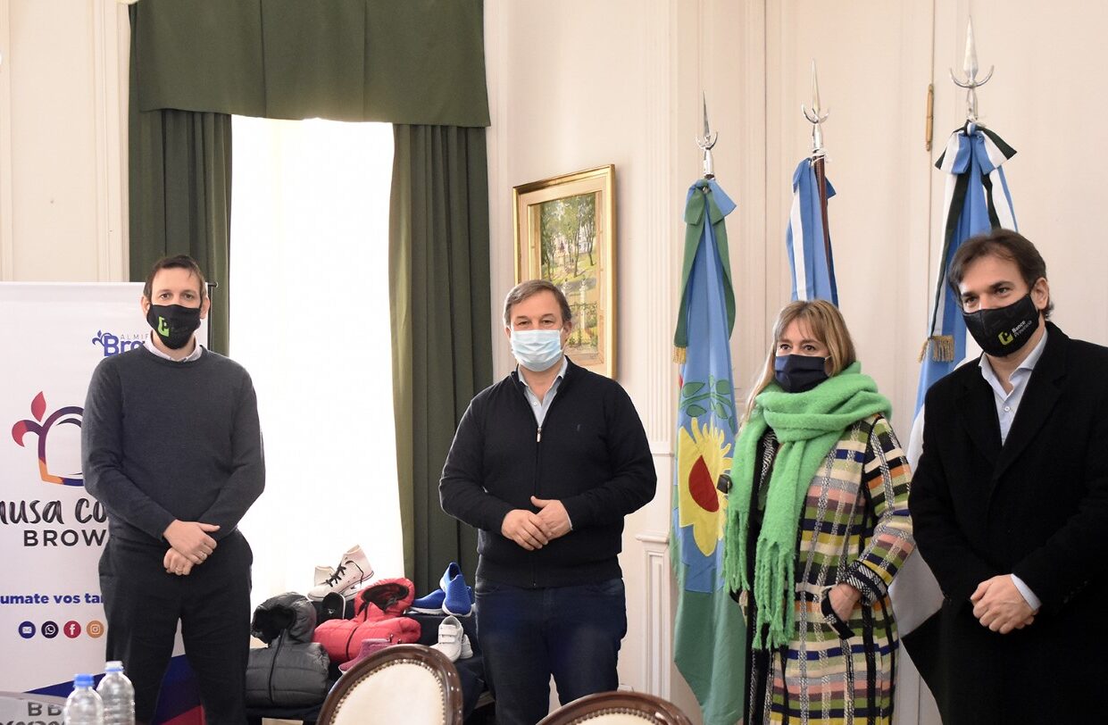El Municipio recibió donaciones del Bapro para el “Operativo frío”