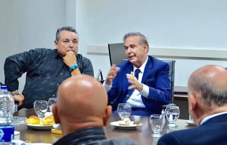 «Para las PASO veo tres espacios, el oficialismo, la lista del PRO y uno representado por Pichetto»