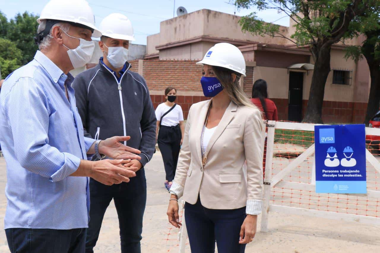 Grindetti y Galmarini firmaron un convenio para avanzar en obras de cloacas