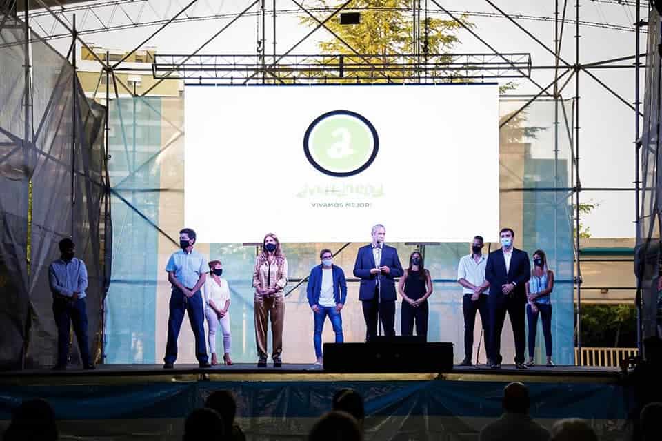 Junto a Ferraresi, Chornobroff y Sierra entregaron subsidios por 68 millones de pesos