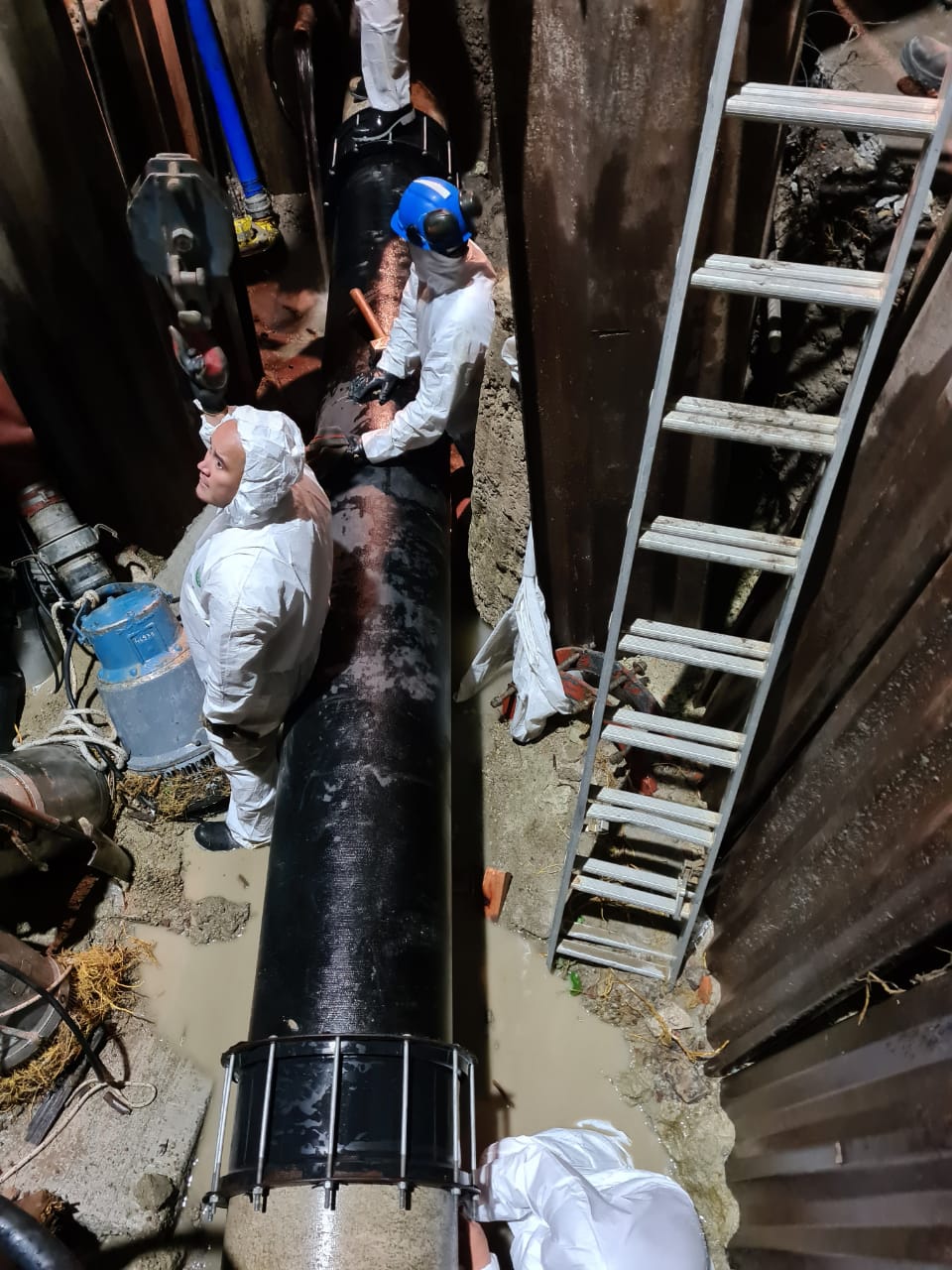 Aysa reparó de urgencia un caño