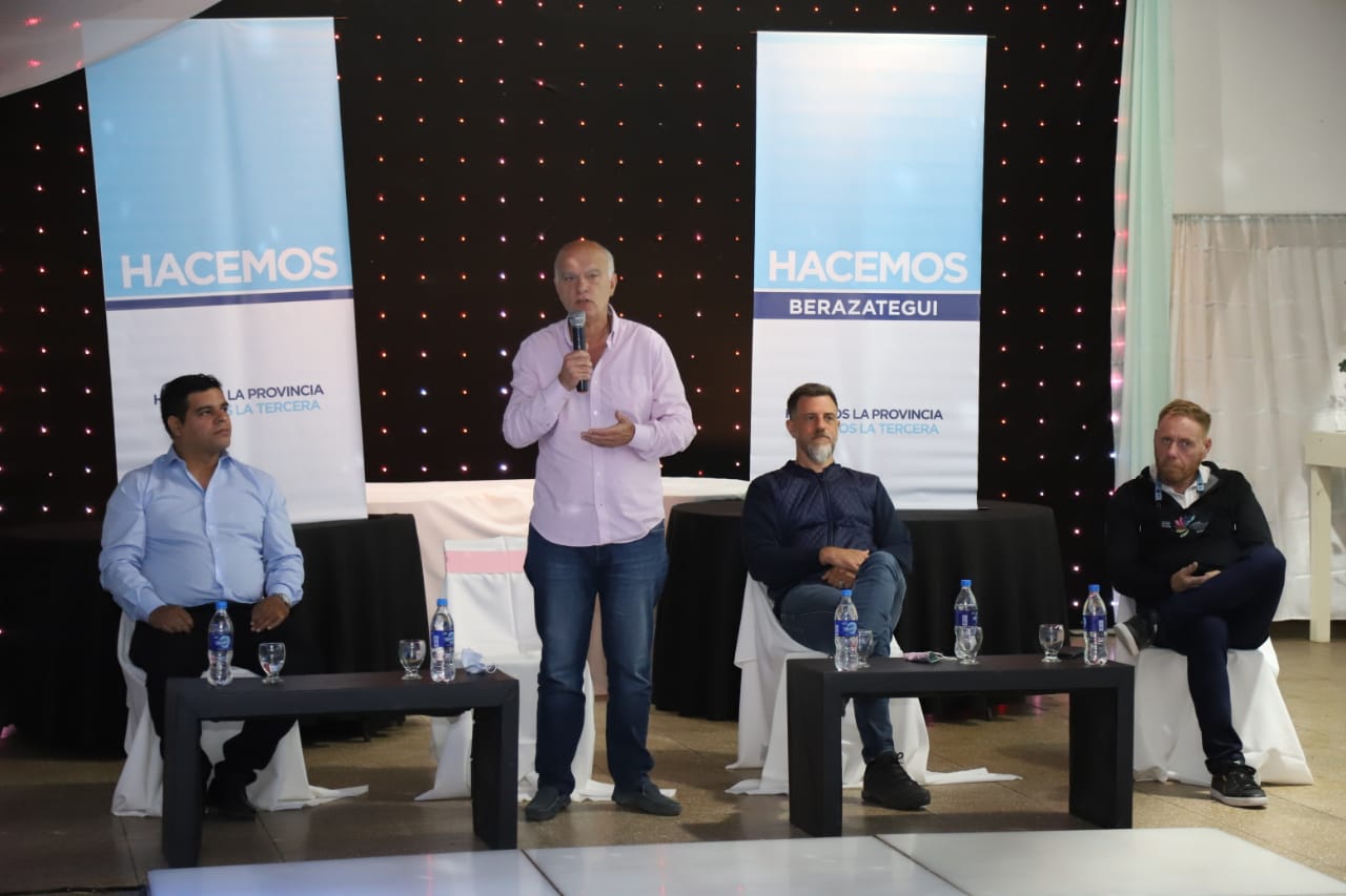 Grindetti en Berazategui: “Existe un peronismo diferente a La Cámpora”