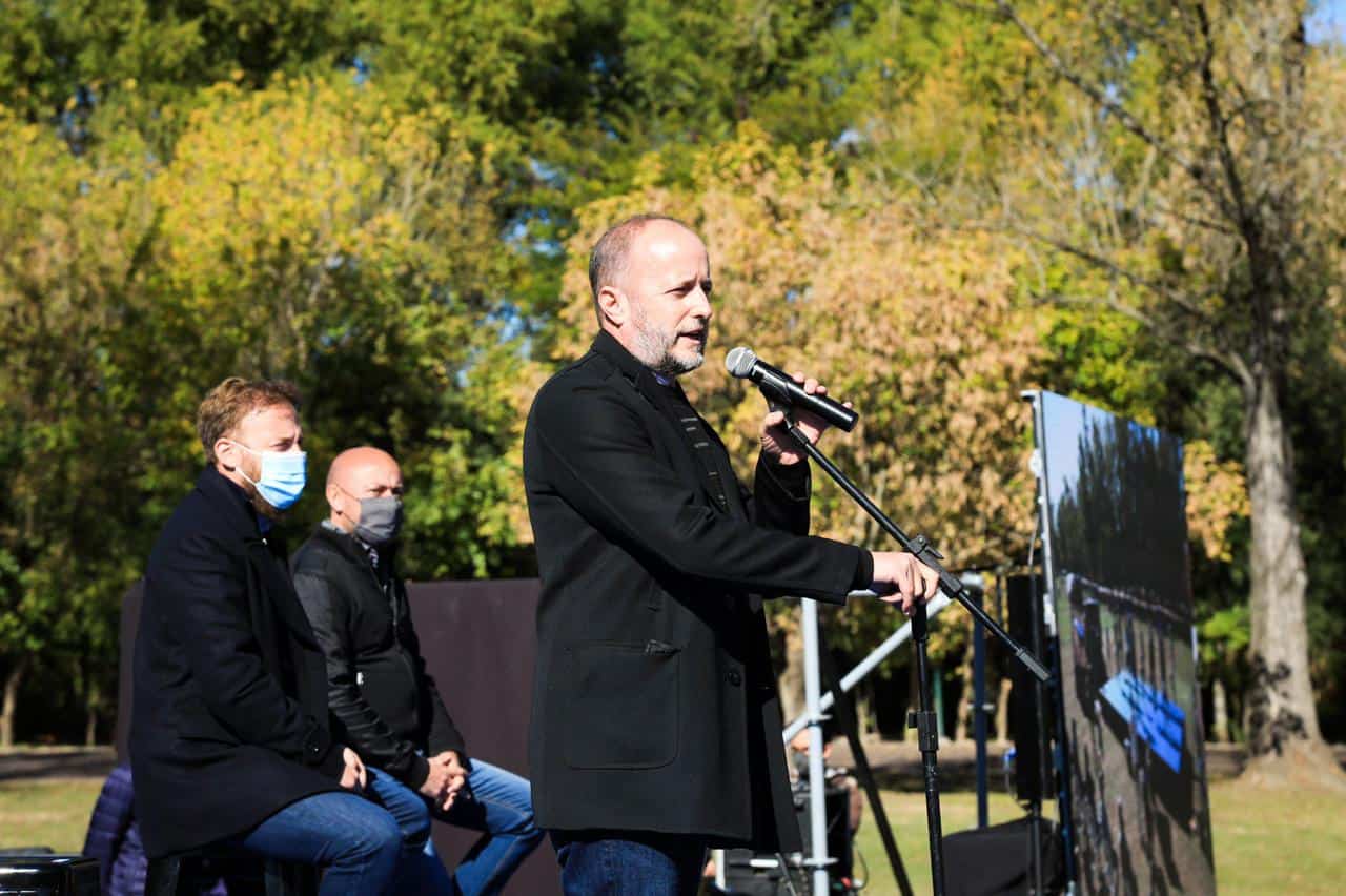 Insaurralde lanzó un nuevo programa de subsidios para ayudar a 500 instituciones