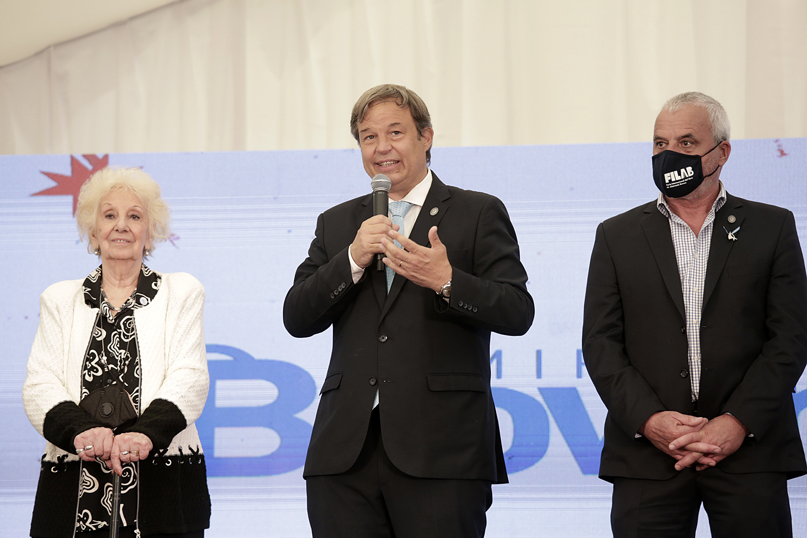 Junto a Estela de Carlotto, Cascallares inauguró la quinta edición de la Feria Internacional del Libro