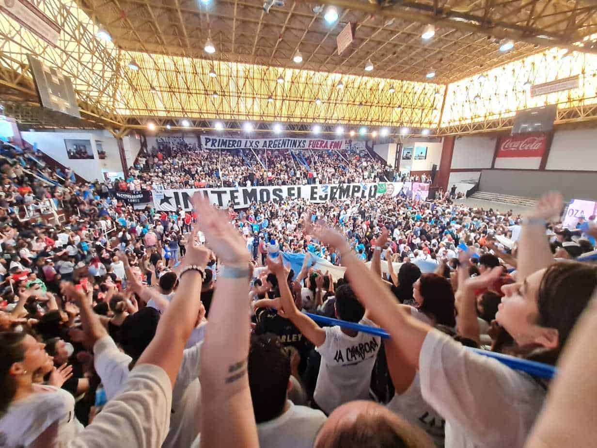 Con un fuerte acto en Lanús, La Cámpora presiona para no pagarle al FMI