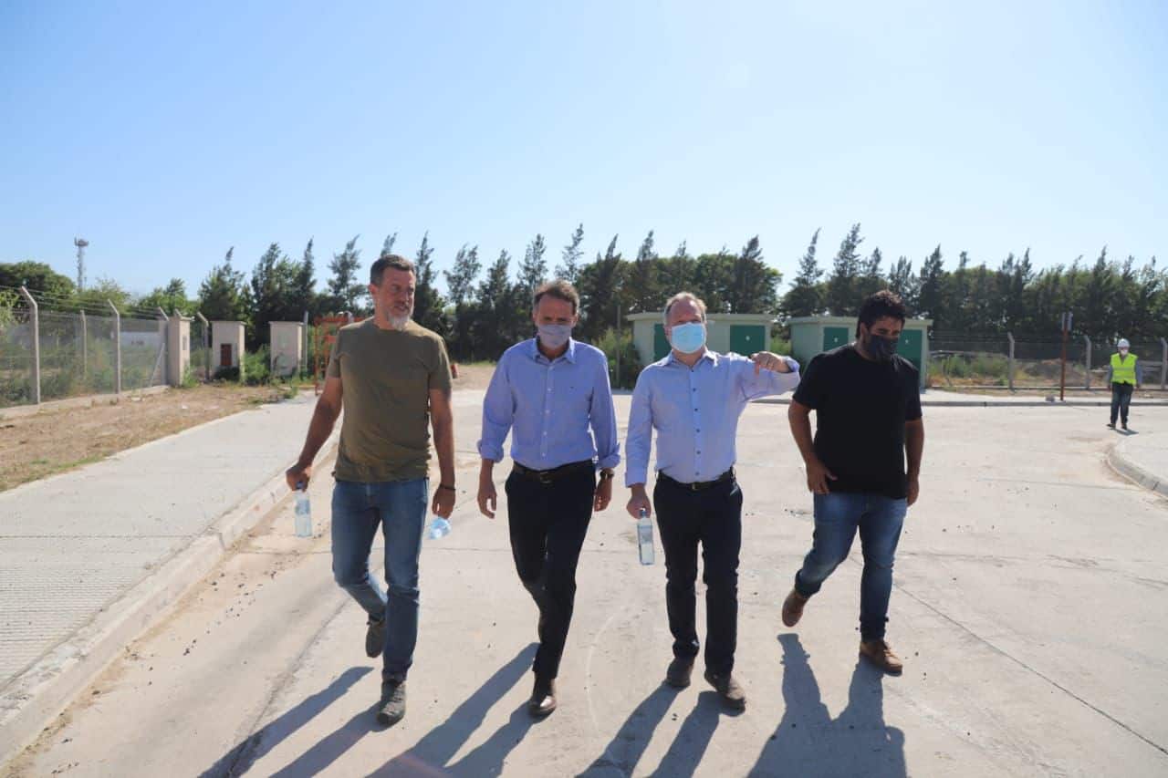 Kravetz y Katopodis supervisaron las obras del nuevo parque industrial y la planta de tratamiento
