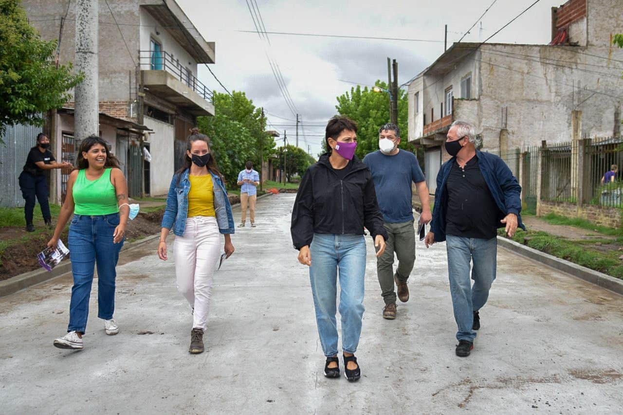 Mayra Mendoza en recorrida por obras: “Queremos mostrar nuestra gestión”