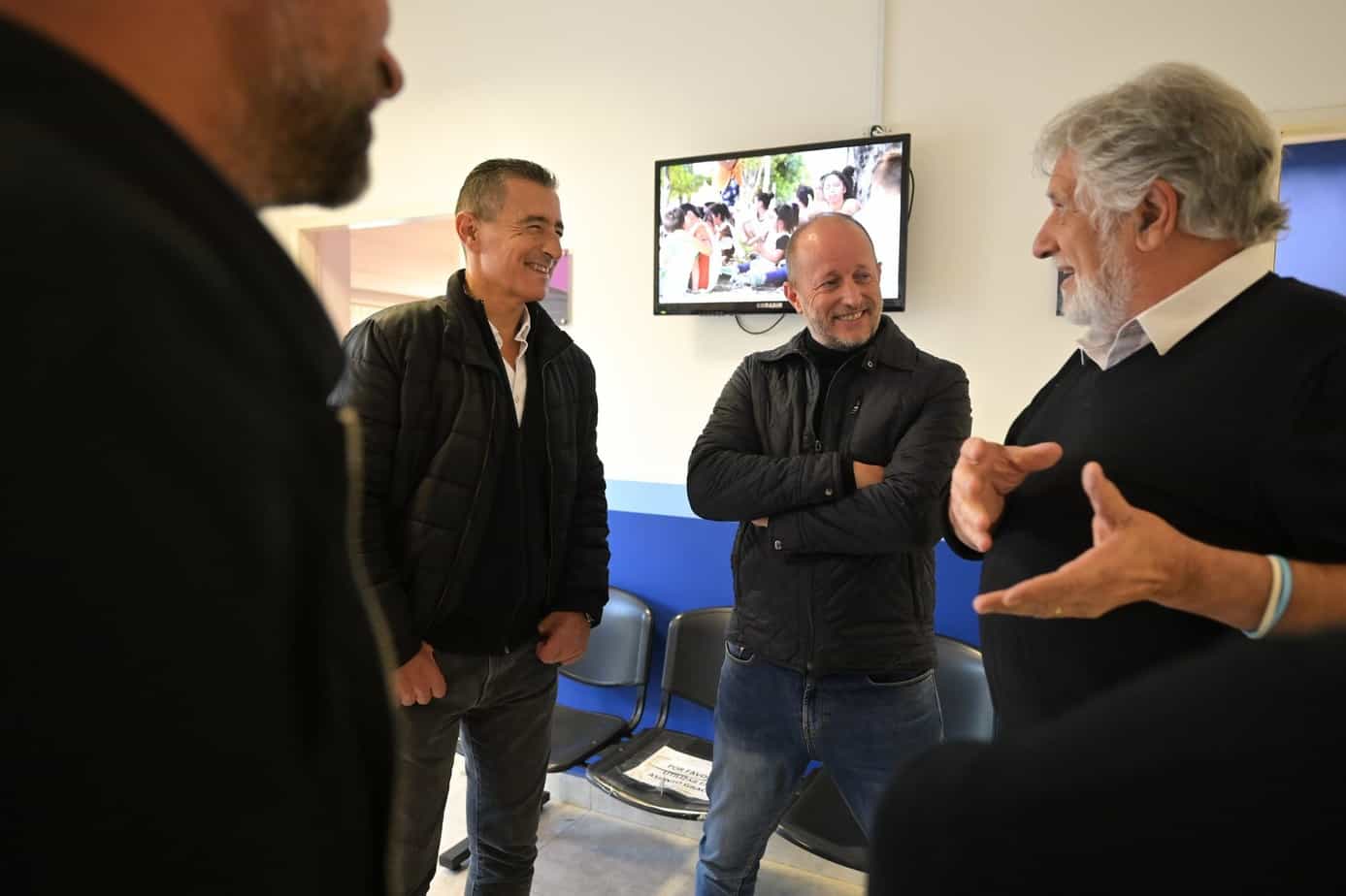 Con un pie en Lanús, Martín se mostró con Galdurralde