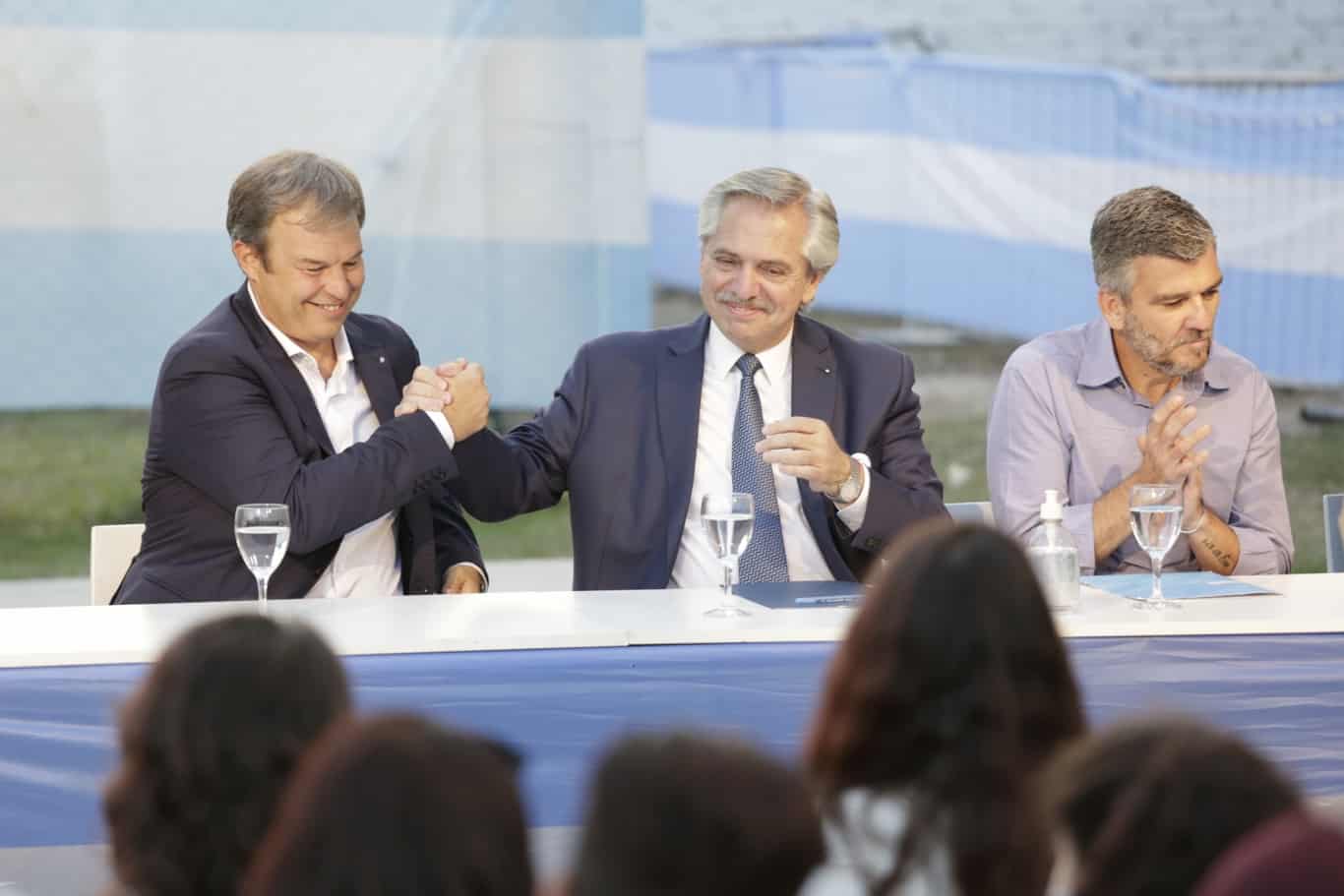 Desde Brown Alberto anunció un 50 por ciento de aumento en la Tarjeta Alimentar