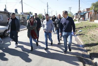 Cascallares y Fabiani inauguraron los nuevos pavimentos de la calle Algarrobo