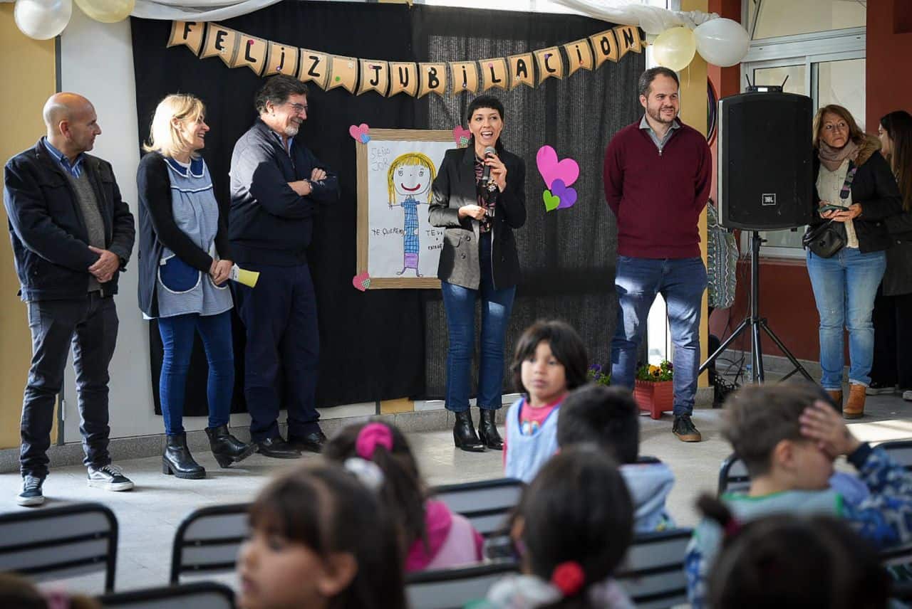 Mayra y Sileoni inauguraron obras en el Jardín de Infantes N°925