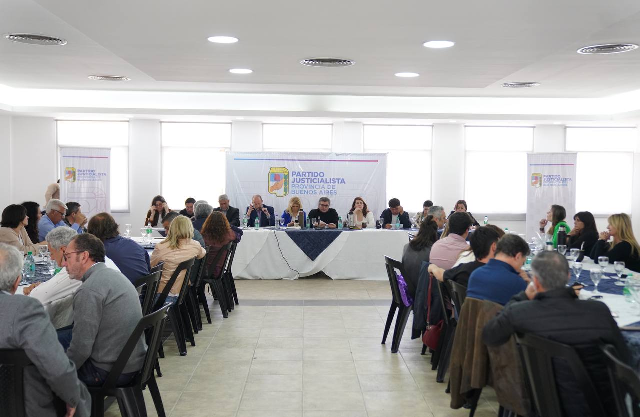 El PJ definió agenda: 17 de octubre en la plaza, Congreso partidario y PASO