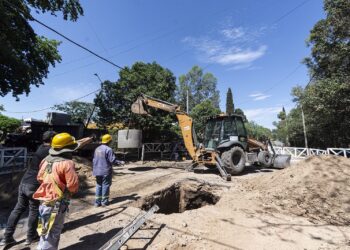 Entran en el tramo final dos obras de cloacas en Burzaco