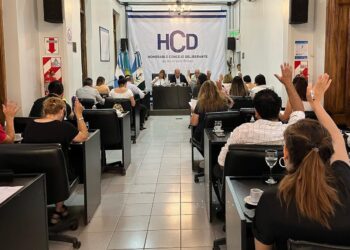 Convenios, adjudicaciones y repudios, los ejes de una nueva Sesión