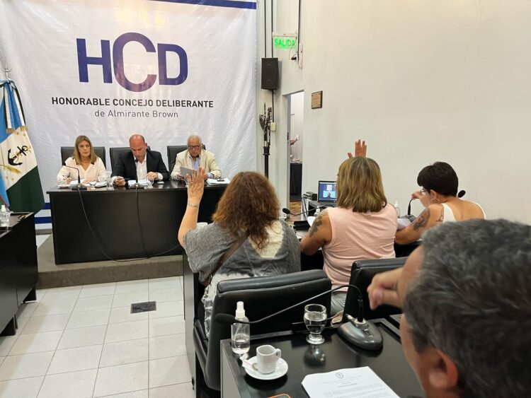 El presupuesto partió a la oposición en Brown