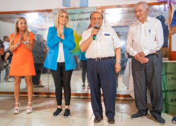 Magario y Mussi homenajearon a vecinos e instituciones de Hudson