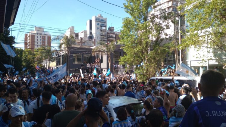 Argentina Campeón del Mundo: Locura en los festejos en el Conurbano