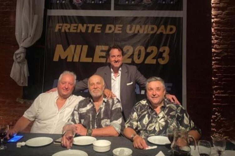 Un aliado de Ferraresi sale a armar para Milei