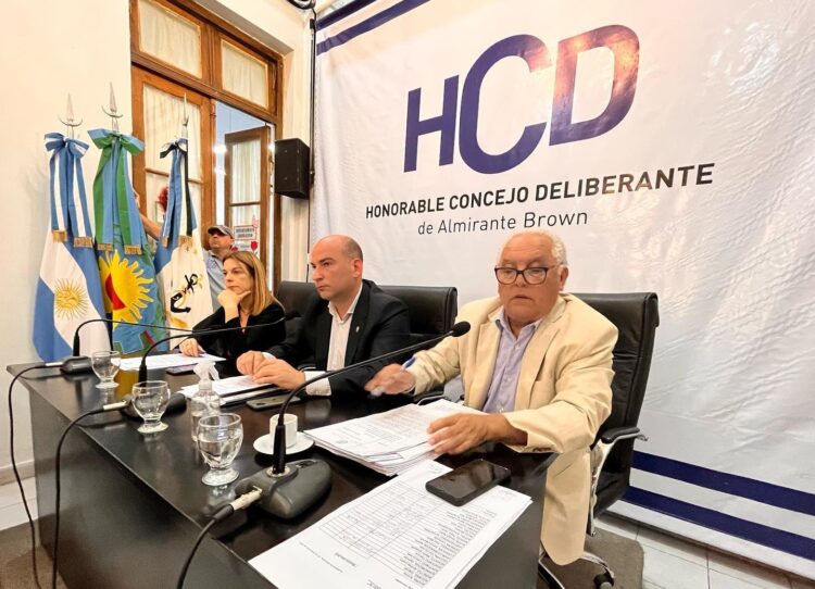 Brown otorgará un bono de 50 mil pesos a los municipales