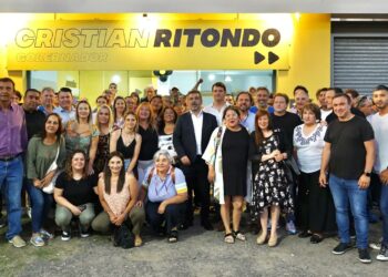 Ritondo inauguró un local en Echeverría junto a Gómez Albariño
