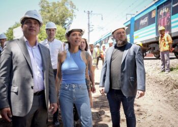 Mayra y el titular de Trenes supervisaron la obra de la nueva estación