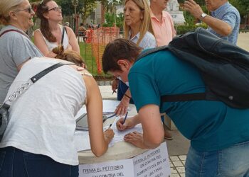 La oposición junta firmas para bajar las tasas de Ferraresi