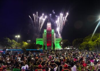 Multitudinario festejo de Reyes en Lomas