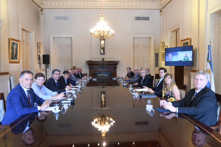 El Presidente y 12 gobernadores firmaron el pedido de juicio político a Rosatti