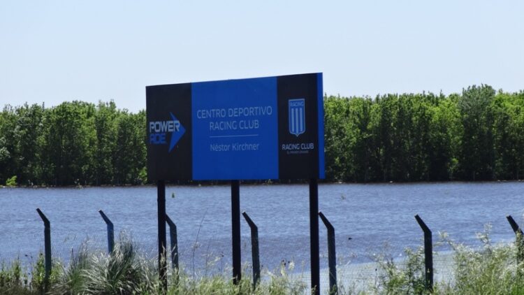 Laguna de Rocha: Racing no construirá el predio pero piden que repare los daños