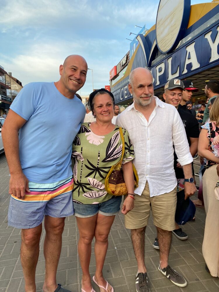 Molina se subió a la campaña de verano de Larreta y Santilli
