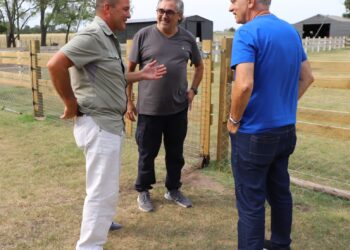 Grindetti con un guiño al campo y un acercamiento a los libertarios