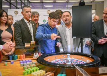 Kicillof abrió la temporada en el Casino de Mar del Plata