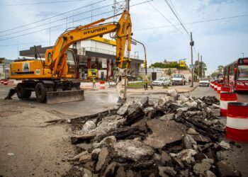 El municipio inició la obra de repavimentación de la Av. Zapiola en toda se extensión