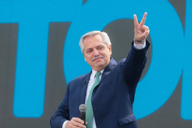 Semana clave para FdT: Inflación, cambio en el gabinete, y mesa nacional