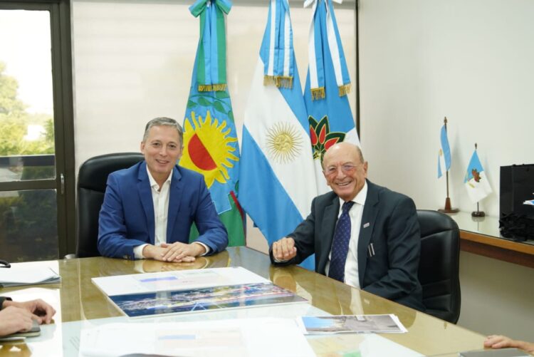 Gray se reunió con Alfredo Coto