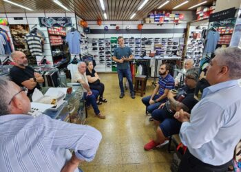 Otorgan eximición de tasas a 200 comercios de Villa Industriales