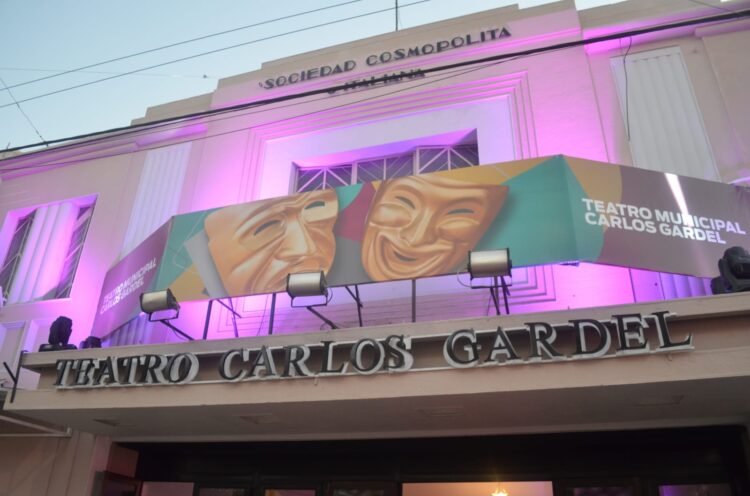 El Municipio reabrió el teatro Carlos Gardel de Alsina
