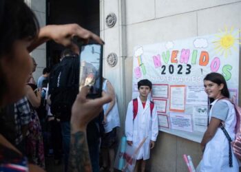 Más de 5 millones de alumnos comienzan las clases en la Provincia