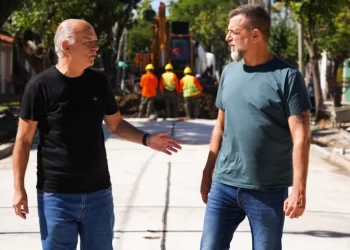 La danza de nombres para las listas de Grindetti y Kravetz