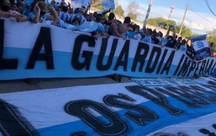 Detienen al jefe de la barra de Racing tras un tiroteo con la policía en Monte Grande