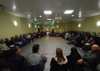 Ante inflación descontrolada, ATE le pide a Mayra que adelante las cuotas de los aumentos