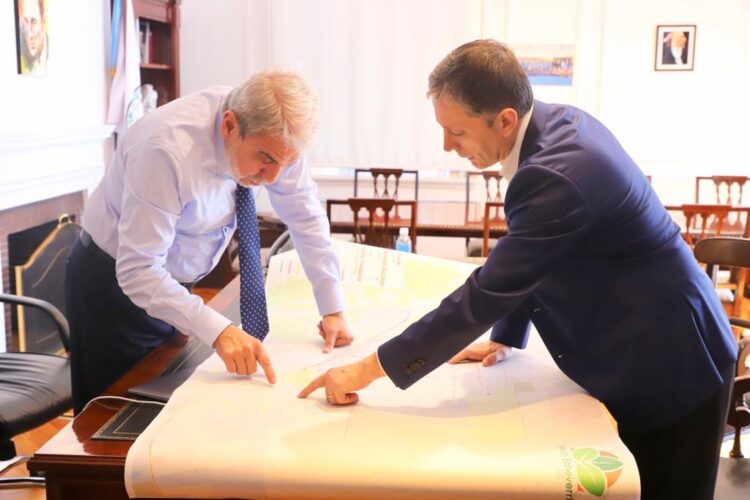 Gray se reunió con Aníbal Fernández