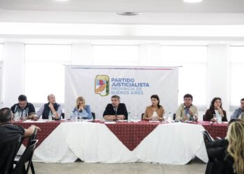 Con los Intendentes a la cabeza, el PJ bonaerense lanzó una campaña de afiliación