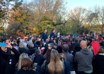 Santilli volvió a Lomas con un discurso centrado en la inseguridad