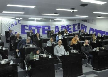 En un trámite exprés el HCD aprobó las cuentas de Mayra Mendoza