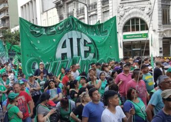 Denuncian por falsificación de firma a una de las listas de la interna de ATE
