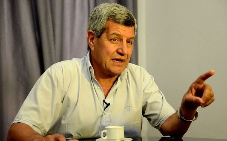 Los insólitos argumentos de la junta para bajarle la lista a De Gennaro