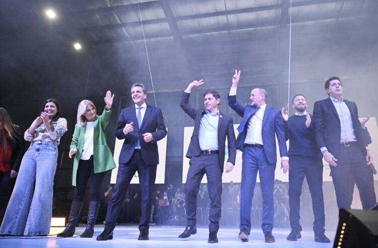 Con un pedido por 220 mil votos lomenses, se lanzó Unión por la Patria