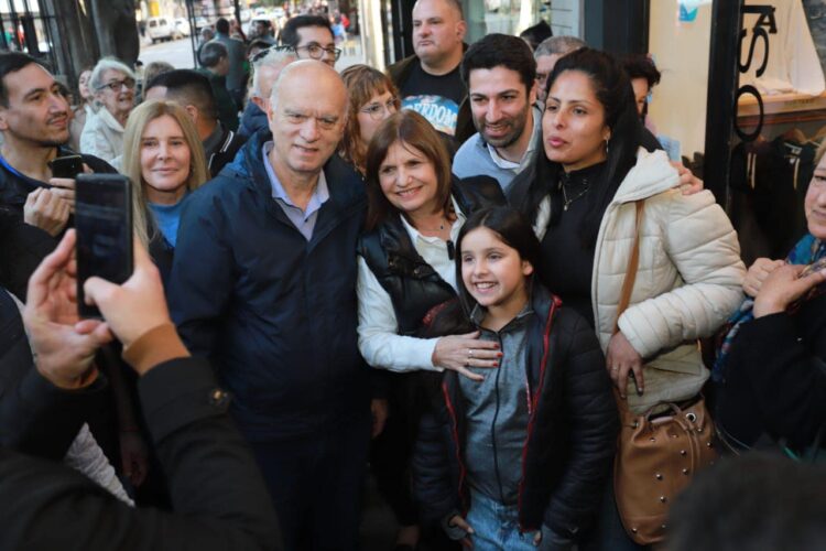 «La gente está angustiada y espera el cambio»