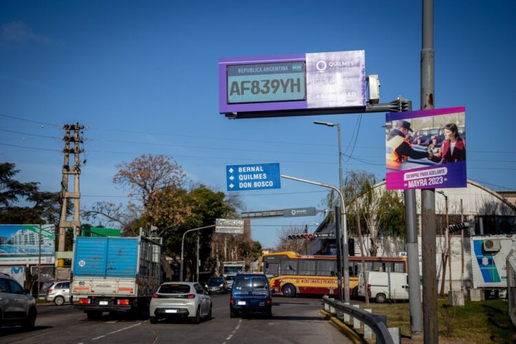 Continúa la colocación de lectores de patentes en los ingresos de Quilmes